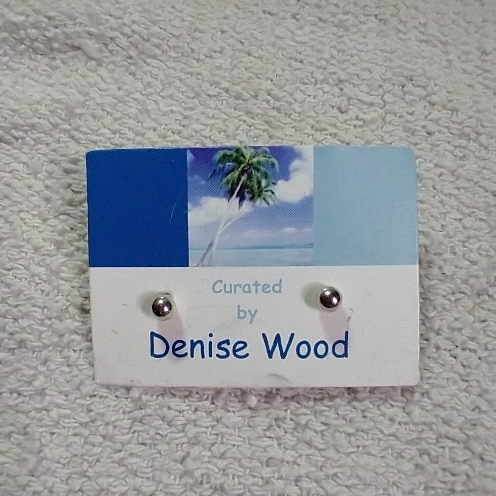 Silvertone ball post earrings Denise wood